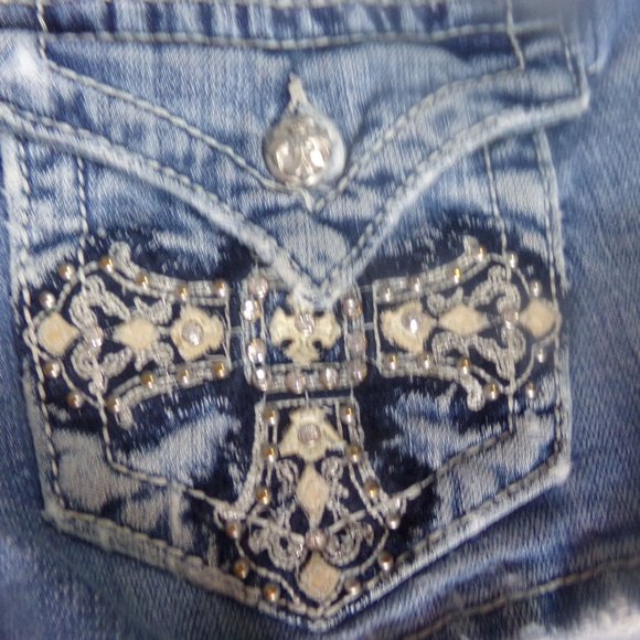 MissMe - Picture 7 of 10